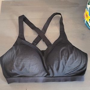 Victoria's Secret Sport 36DD Black Sports Bra